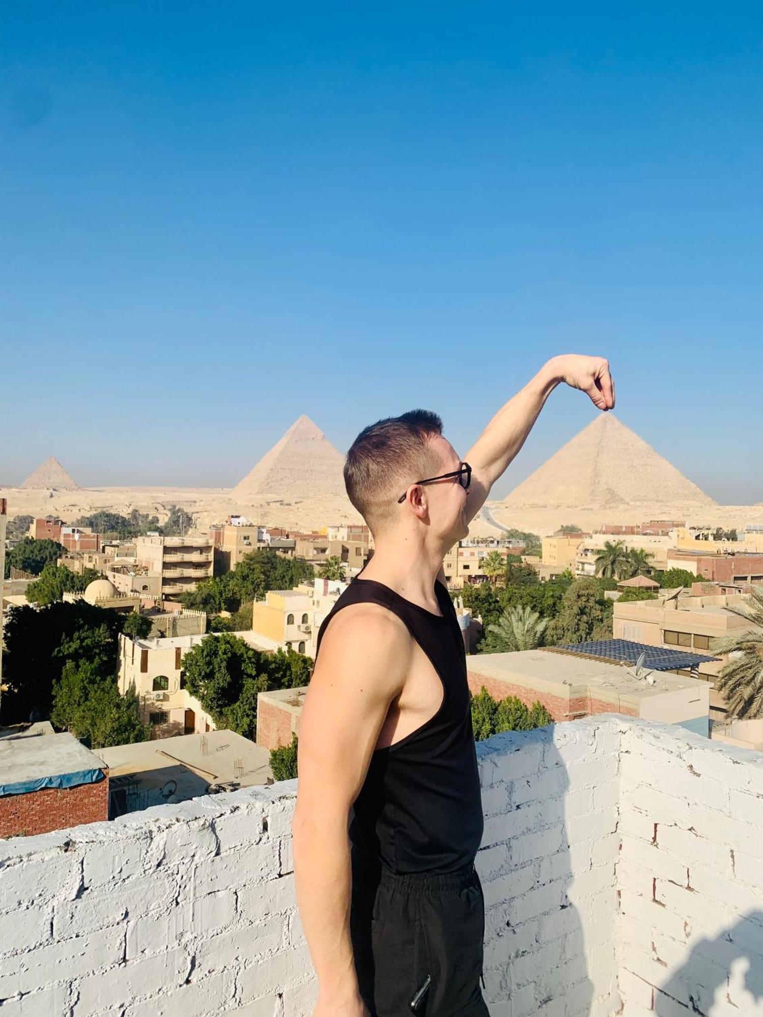 Loay Pyramids View Apartment Кайро Екстериор снимка