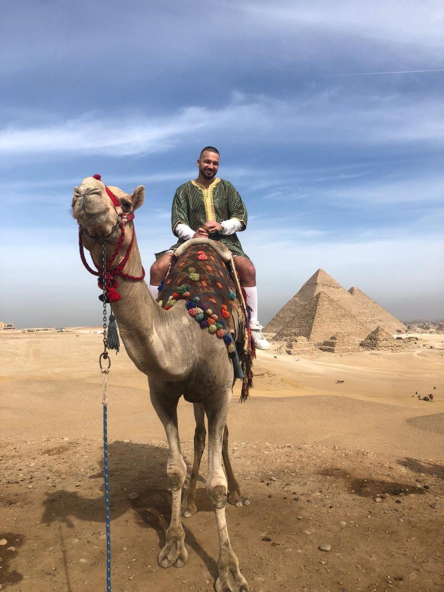 Loay Pyramids View Apartment Кайро Екстериор снимка