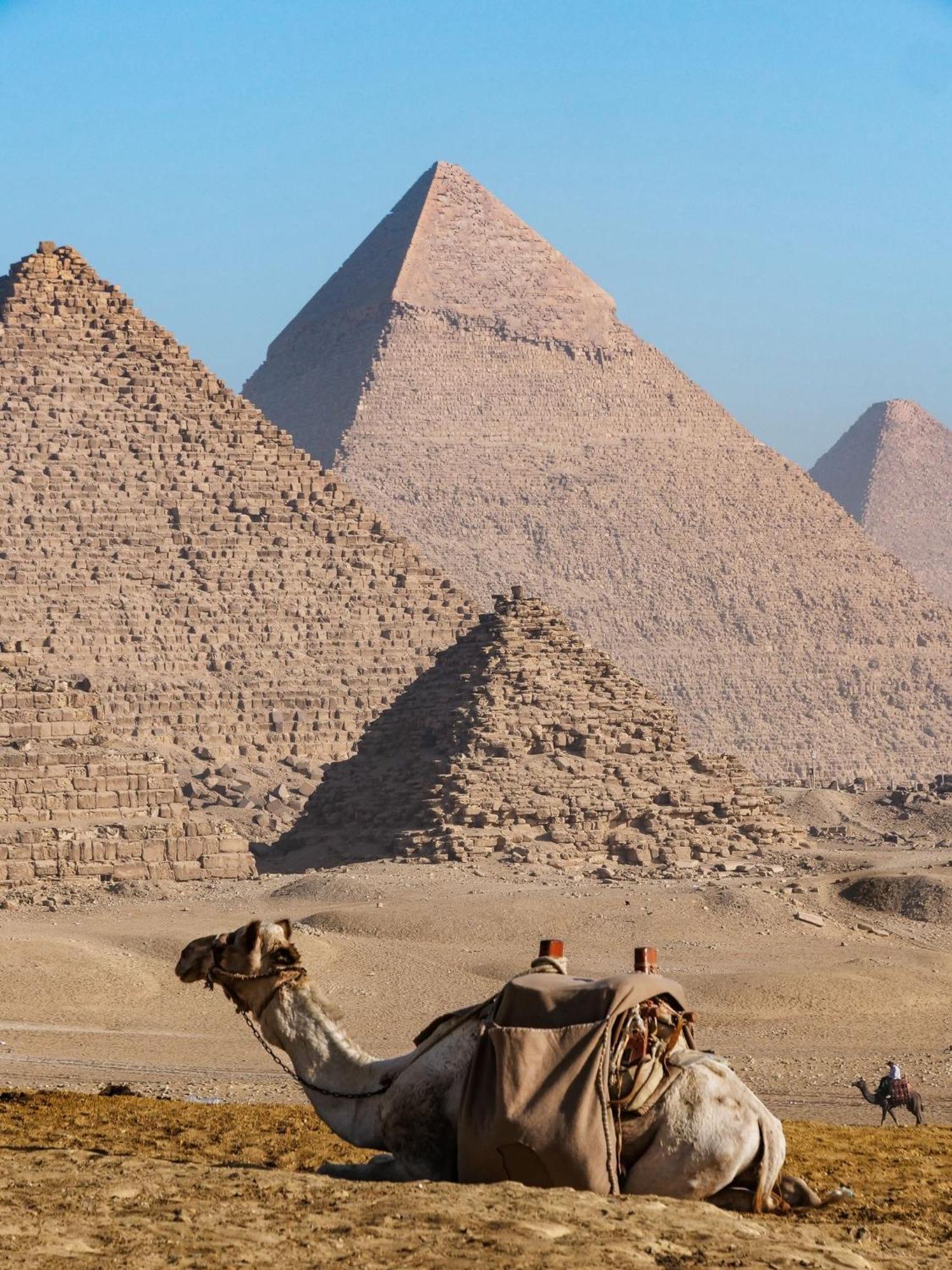 Loay Pyramids View Apartment Кайро Екстериор снимка