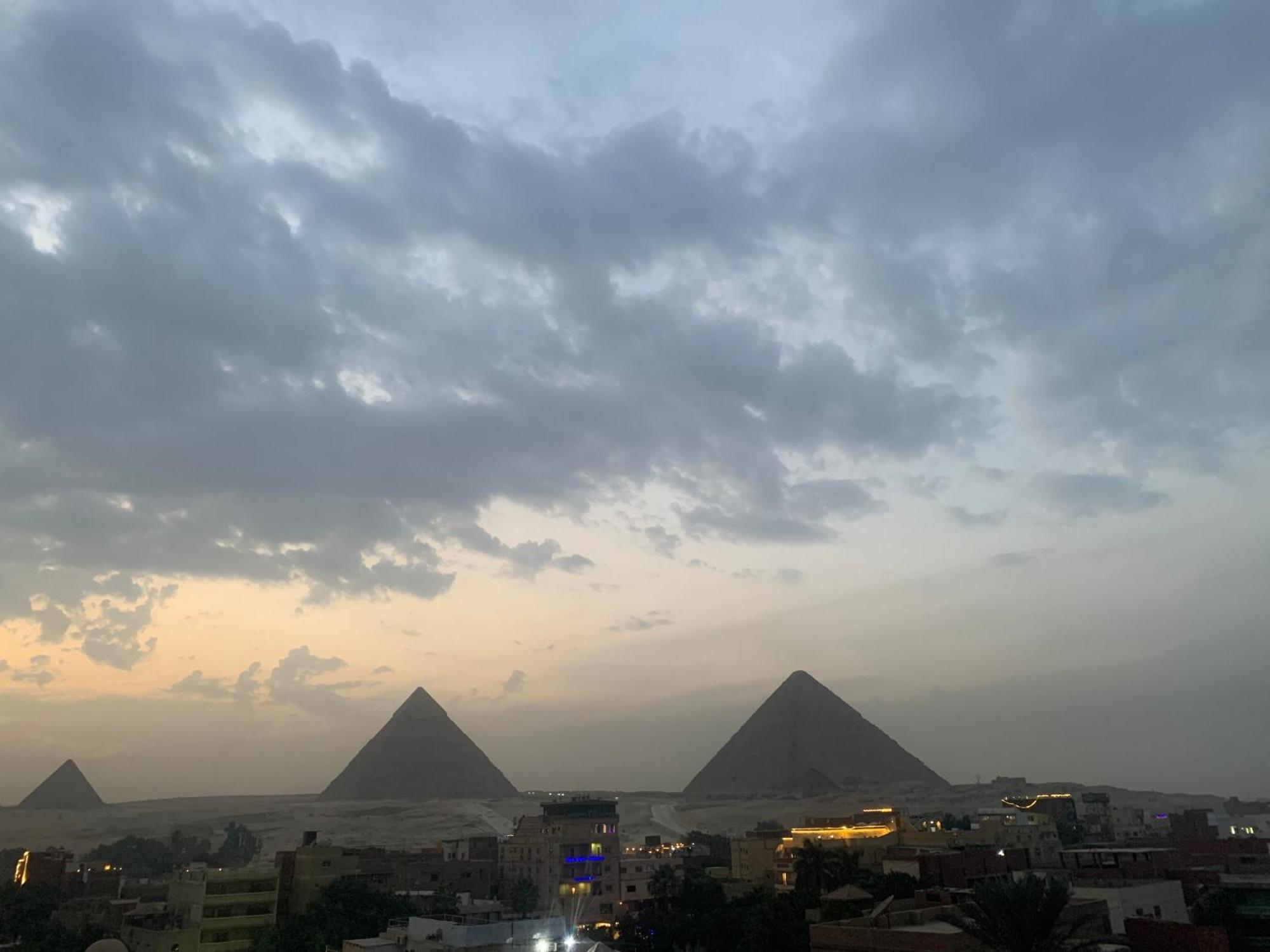 Loay Pyramids View Apartment Кайро Екстериор снимка