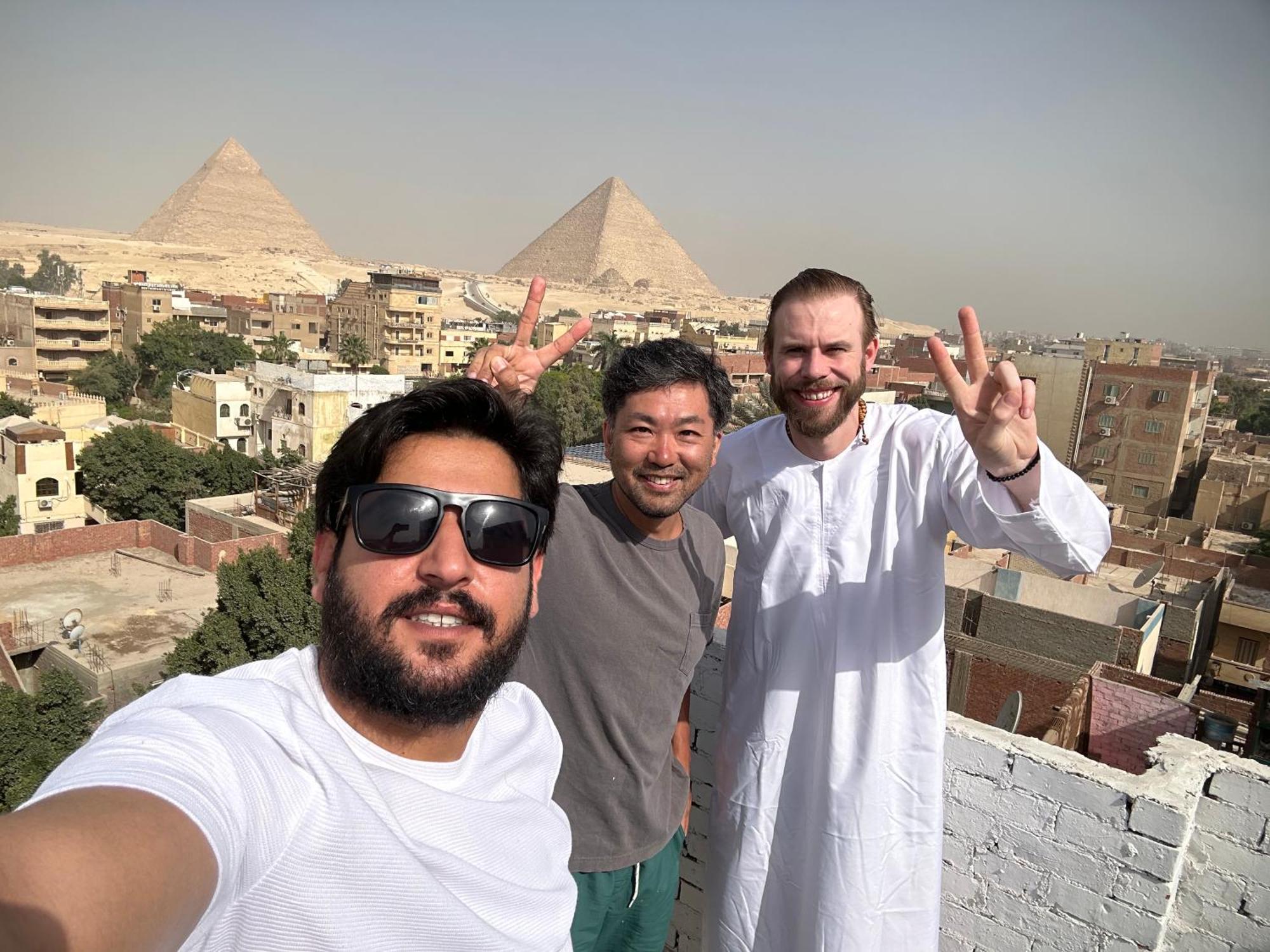 Loay Pyramids View Apartment Кайро Екстериор снимка